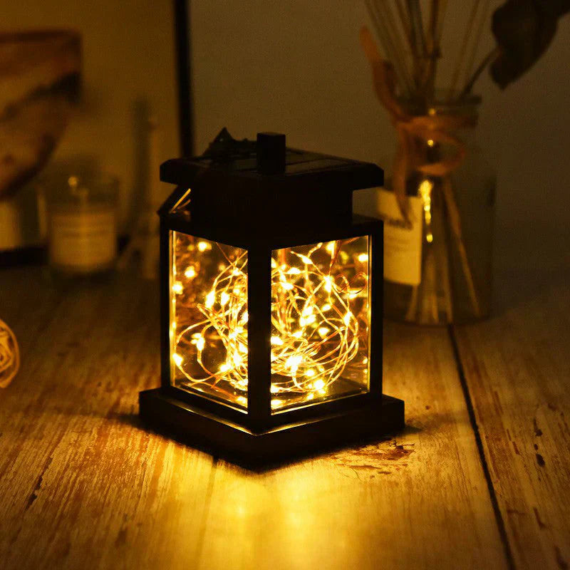 Retro & Elegant Solar Garden Lamp