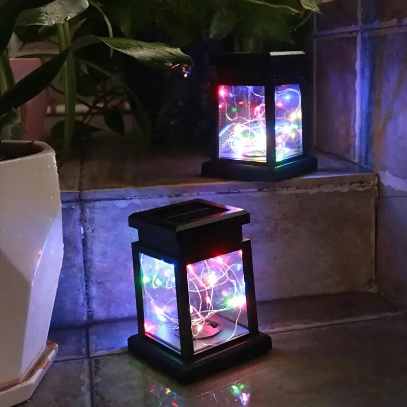 Retro & Elegant Solar Garden Lamp