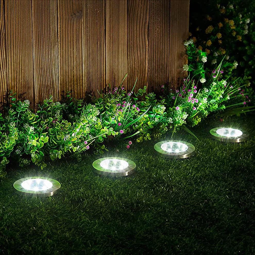 Retro & Luxe Solar Garden Lamp