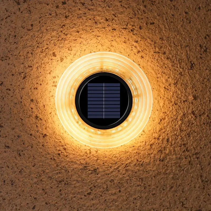 Retro & Luxe Solar Garden Lamp