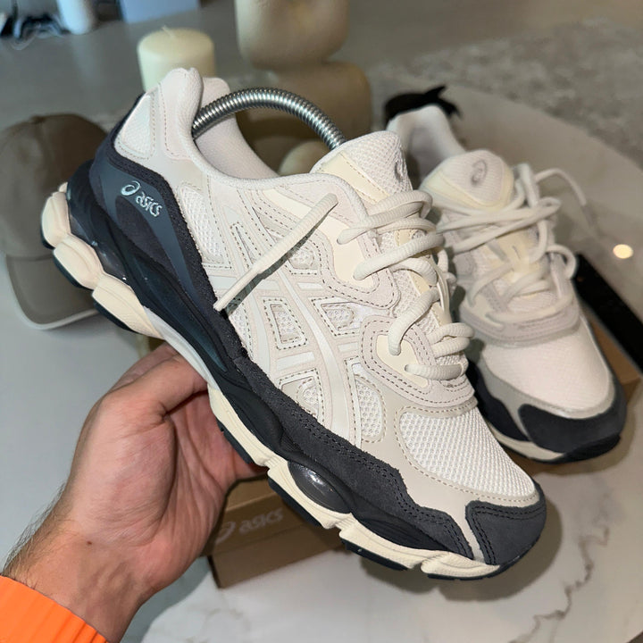 ASICS GEL NYC “White / Smoke Grey”