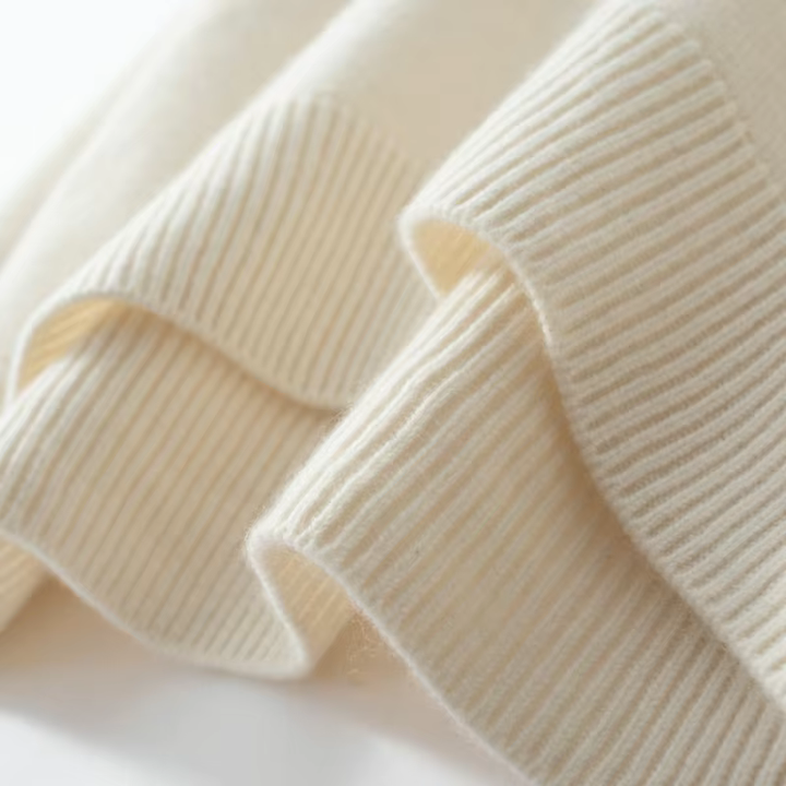 Women's Elegant Cashmere Turtle Neck Pullover Sweater for Stylish Comfort