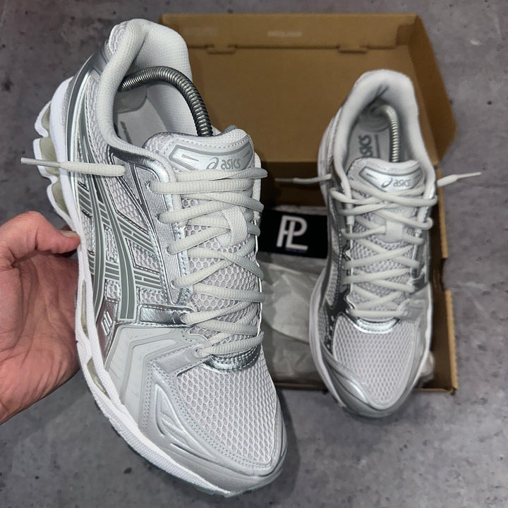 ASICS GEL KAYANO