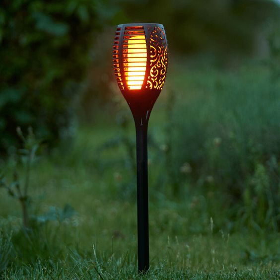 Luxury & Modern Flashlight Garden Lighting