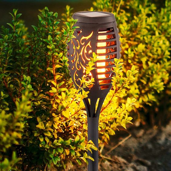 Luxury & Modern Flashlight Garden Lighting
