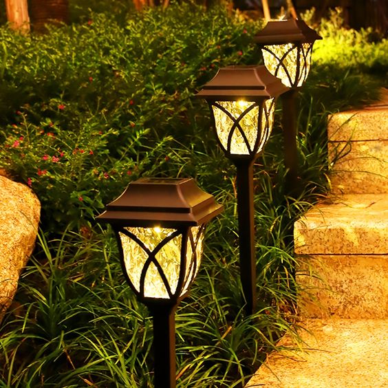 Modern & Luxury LED Garden Light