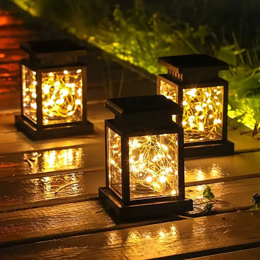 Retro & Elegant Solar Garden Lamp