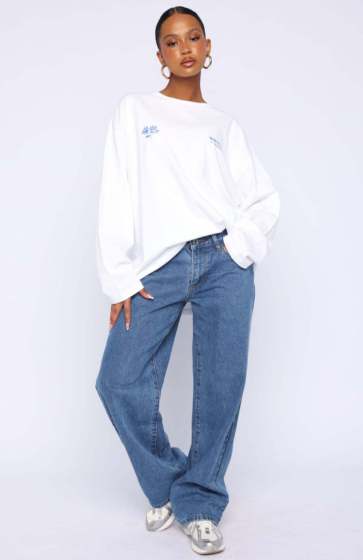 White Fox - Little Bit Loud Oversized Long Sleeve Tee – White