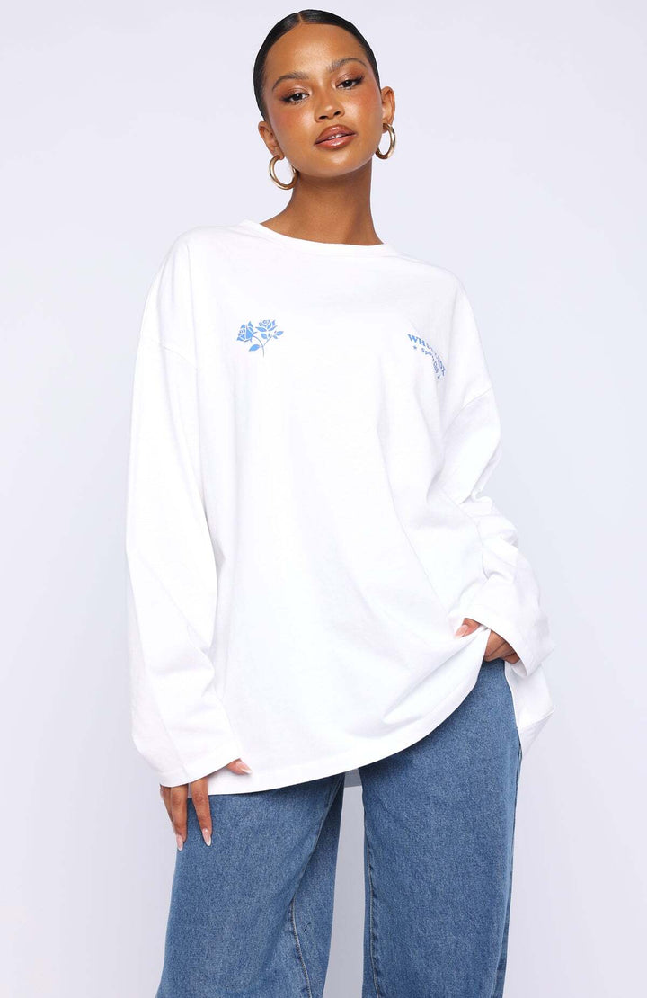 White Fox - Little Bit Loud Oversized Long Sleeve Tee – White